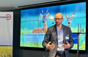 Johan Svensson, Länsstyrelsen Skåne, håller föredrag